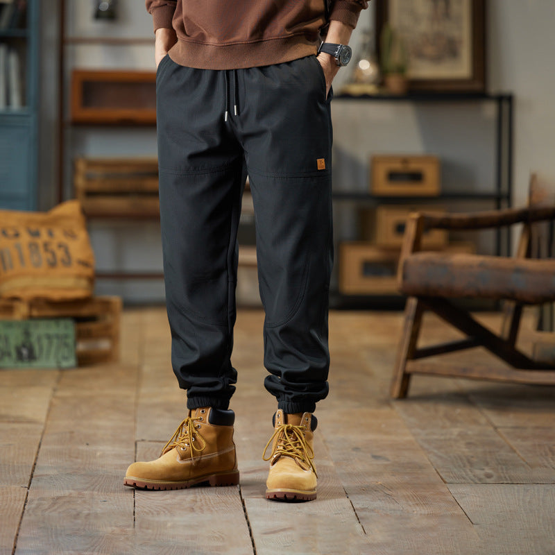 Herren Cargo-Joggerhose mit Kordelzug, verstärkten Knieeinsätzen und elastischen Bündchen Echo Archiv