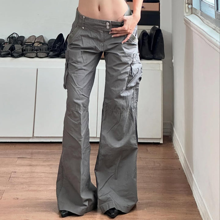 Damen Cargohose mit weitem Bein, hoher Taille und aufgesetzten Klappentaschen Echo Archiv