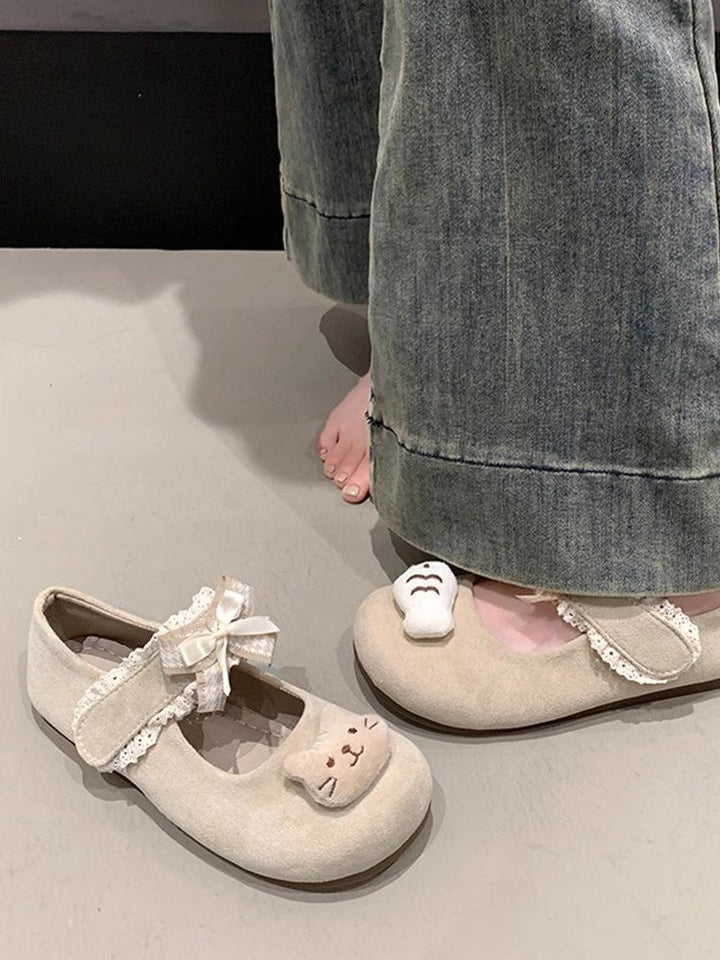 Damen Verspielte Mary-Jane-Ballerinas mit Plüsch‑Applikation und Klettverschluss – Avérine