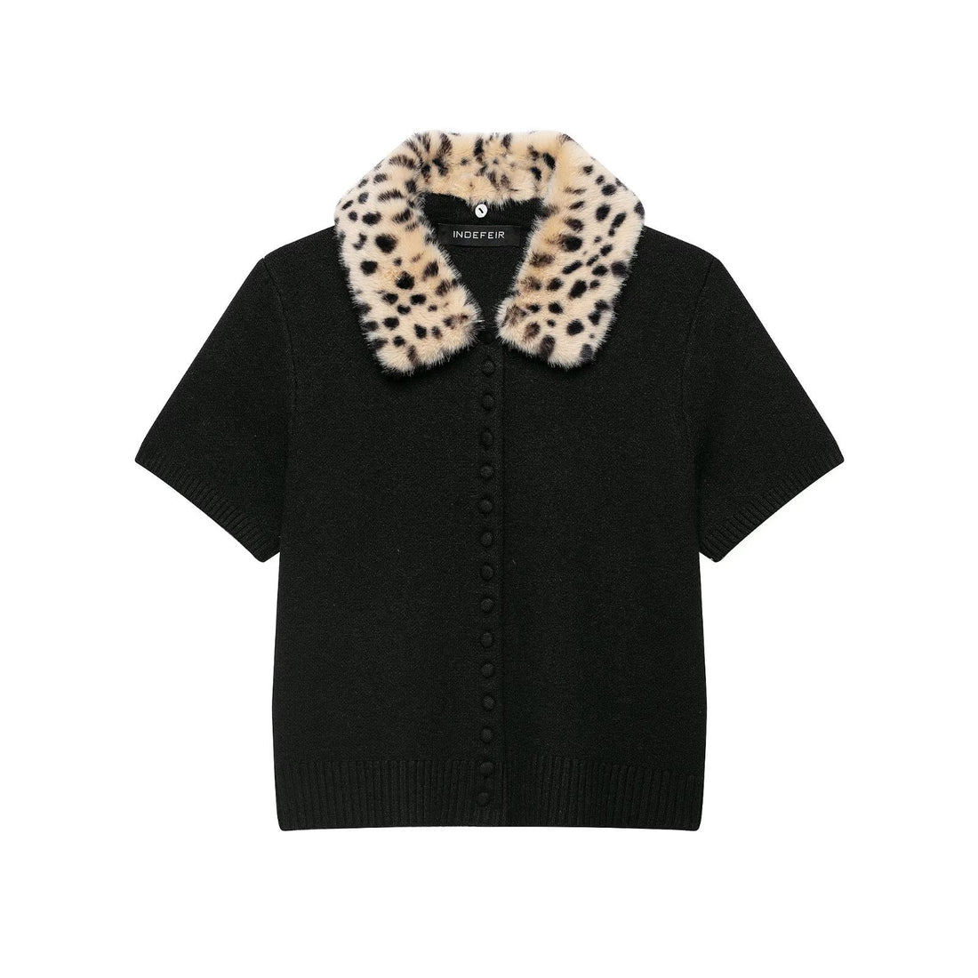 Damen Kurzarm-Feinstrickcardigan mit abnehmbarem Kunstfell-Kragen im Leopardenmuster Echoarchiv