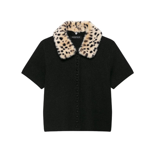Damen Kurzarm-Feinstrickcardigan mit abnehmbarem Kunstfell-Kragen im Leopardenmuster Echoarchiv