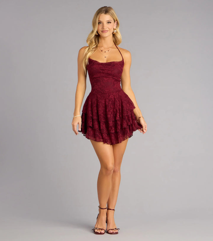 Damen verspieltes Spitzen-Minikleid mit Rüschendetails Echo Archiv