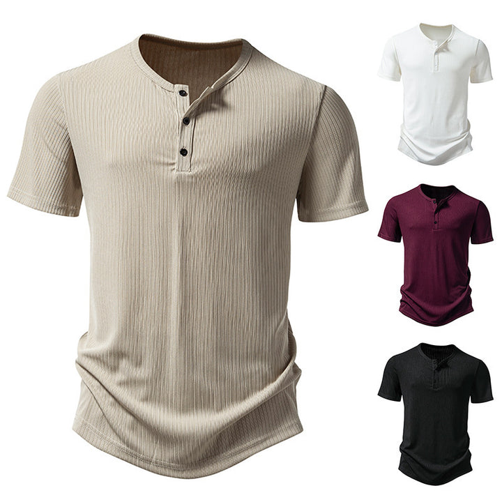 Herren stylisches Kurzarm-Henley-Shirt mit strukturiertem Design und zwei Knopf-Details Echoarchiv