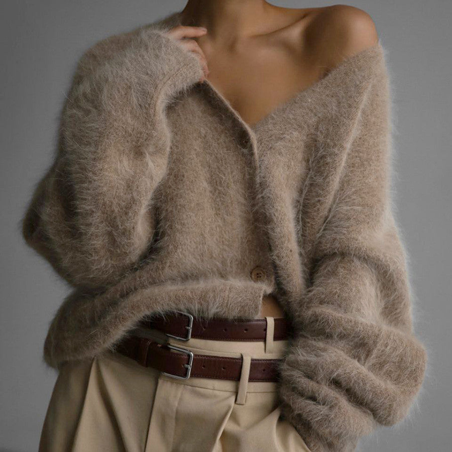 Damen Flauschiger Oversize-Knopfcardigan mit tiefem V-Ausschnitt und Eingrifftaschen – Veloura