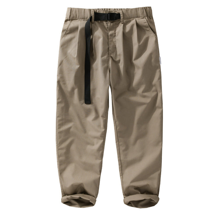 Herren Relaxte Baumwollhose mit elastischem Bund, integrierter Webbing-Gürtel und konischem Bein Echoarchiv