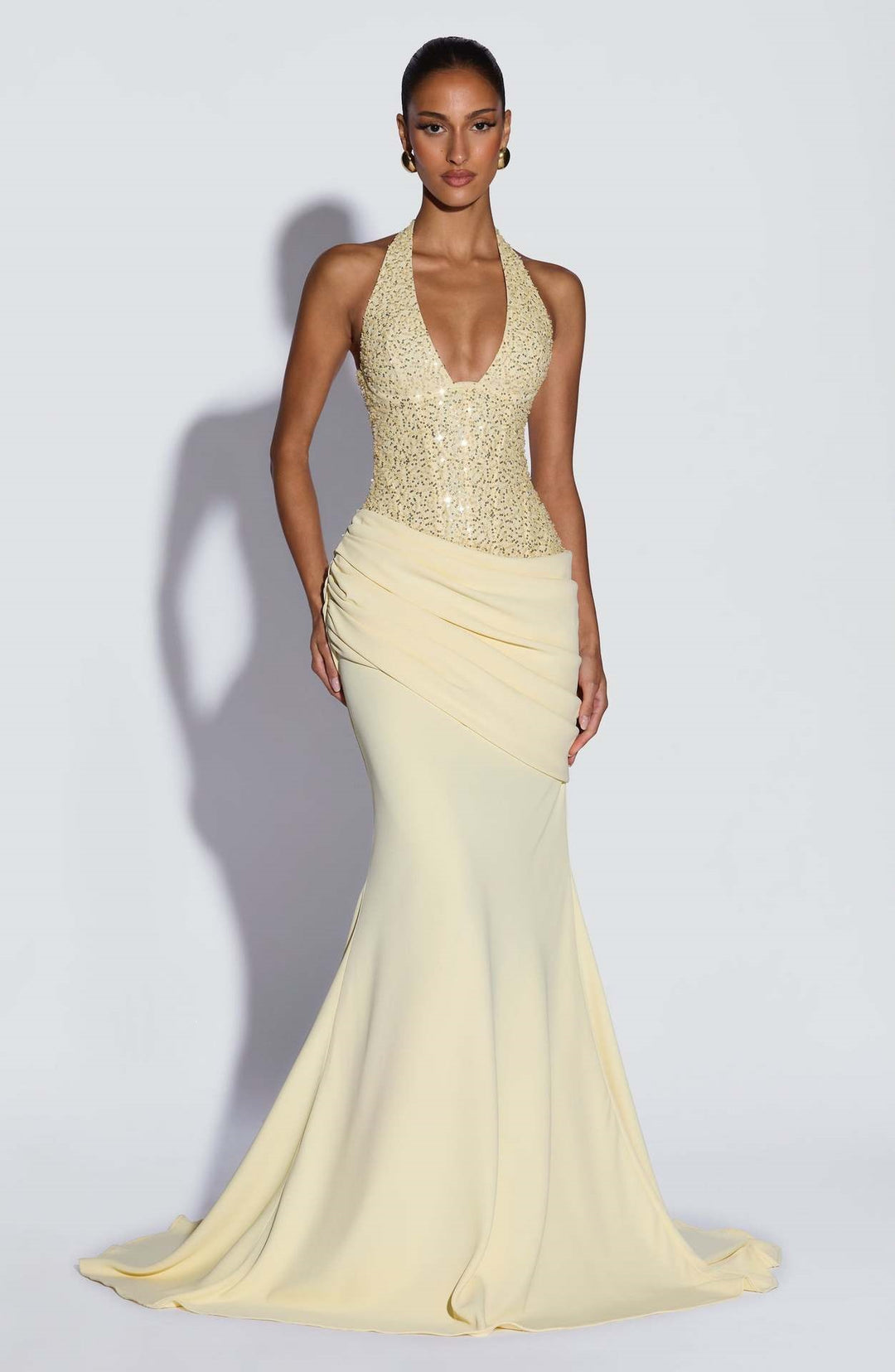 Damen Glänzendes Abendkleid mit figurbetontem Schnitt und schimmernden Pailletten Echo Archiv