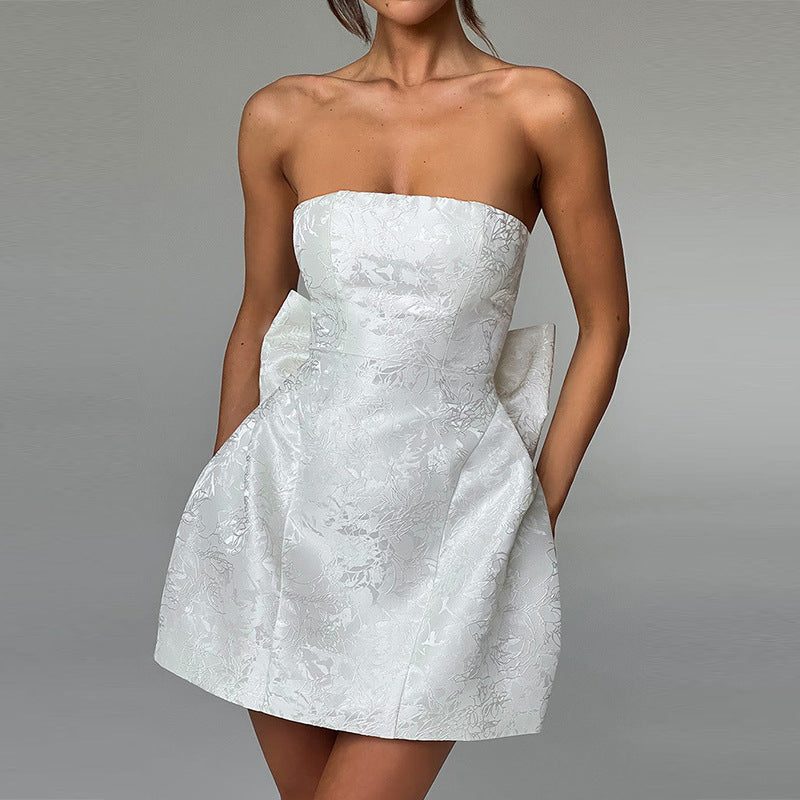 Damen schulterfreies Cocktailkleid mit elegantem Schleifendetail Echo Archiv