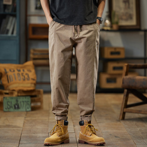 Herren Baumwoll-Twill Joggerhose im Tapered-Schnitt mit Tunnelzug und gekrempeltem Saum Echo Archiv