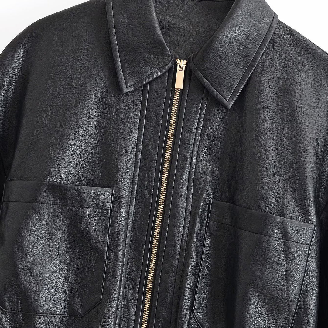 Damen Boxy-Kunstleder-Blouson mit elastischer Taillenpartie, aufgesetzten Brusttaschen und sichtbarem Reißverschluss Echoarchiv