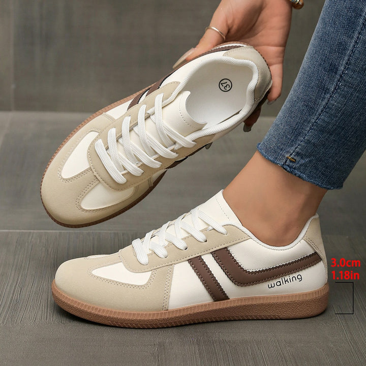 Damen Retro-Sneaker mit Gummisohle, leichtem Textilfutter und Komfortfußbett – Névara