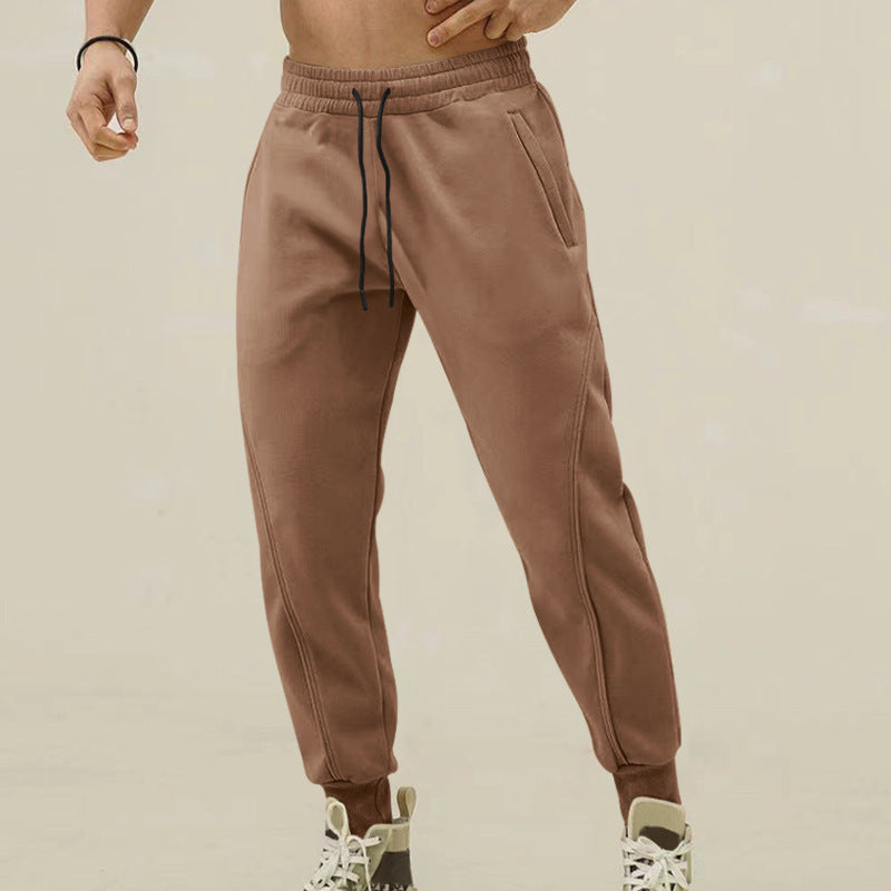Herren bequeme Sporthose mit regulierbarem Bund und seitlichen Taschen Echoarchiv