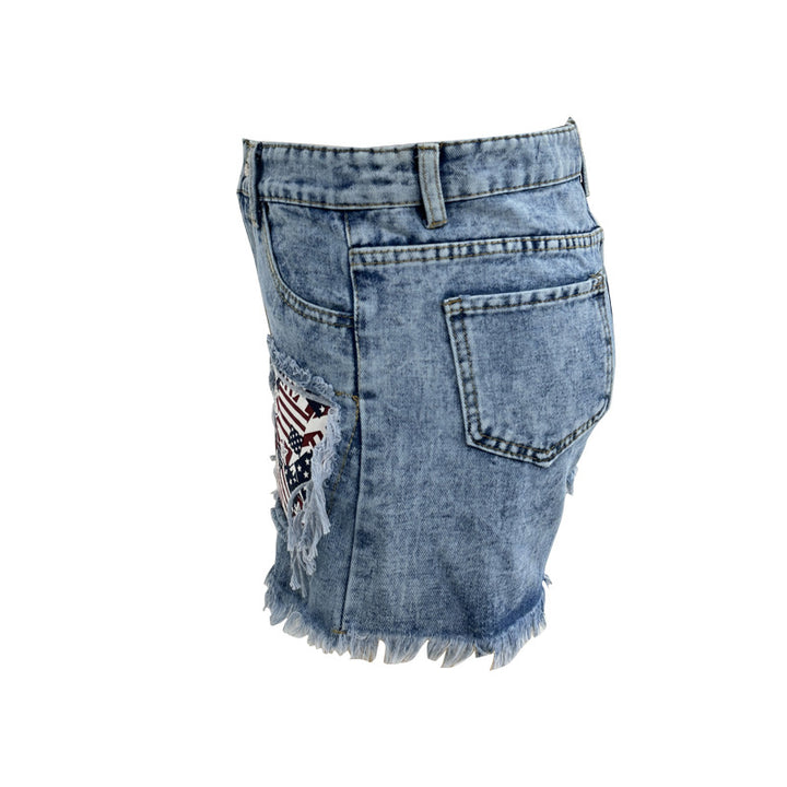 Damen Destroyed Denim-Shorts mit fransigen Taschen und modischen Aufnähern Echo Archiv