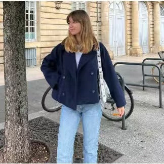 Damen Kurzer Boxy-Wollmix-Peacoat mit doppelreihiger Knopfleiste und aufgesetzten Taschen Echo Archiv