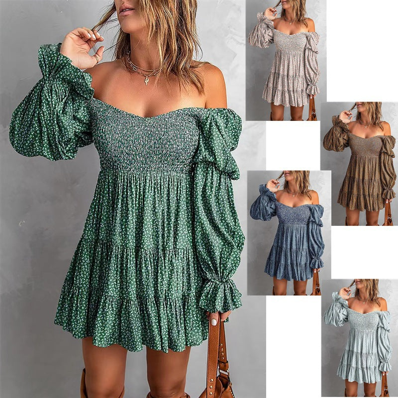 Damen Off-Shoulder Minikleid mit Smok-Oberteil, Volantstufen und gerafften Ballonärmeln – Élara
