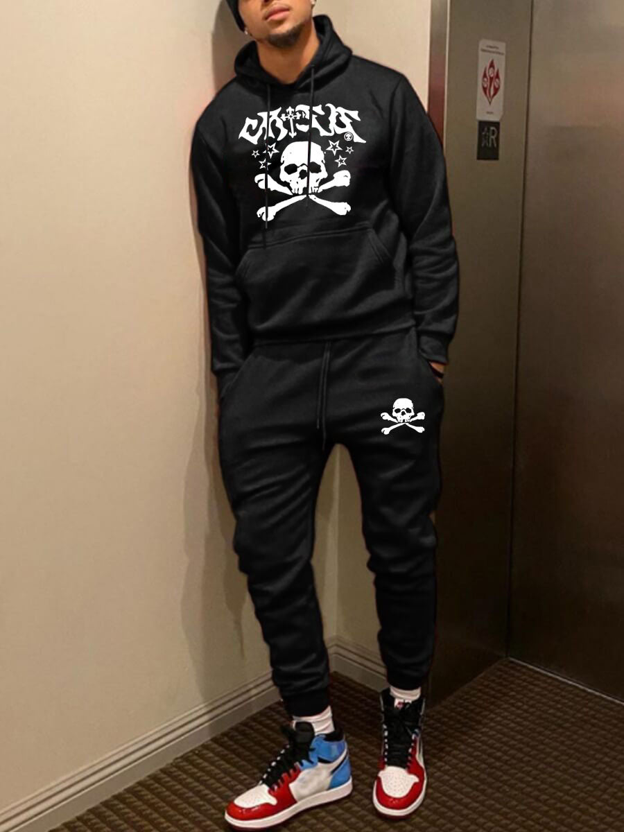 Herren Hoodie und Jogginghose Set mit auffälligem Totenkopf-Design Echoarchiv