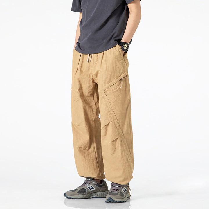 Herren Locker geschnittene Nylon-Cargohose mit Tunnelzugbund und angewinkelten Utility-Taschen Echo Archiv