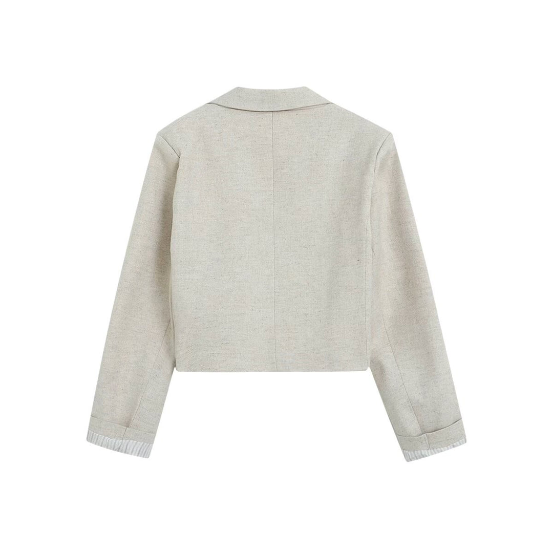 Damen Kurzblazer im Cropped‑Schnitt mit Reverskragen und Pattentaschen Echo Archiv