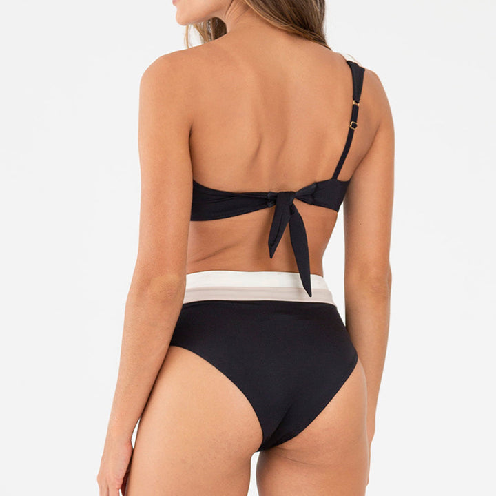 Damen Bikiniset mit asymmetrischem Schnitt und modischen Farbblock-Details Echo Archiv