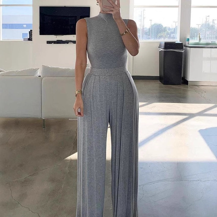 Damen Eleganter Jumpsuit mit hochgeschlossenem Design und weiten Beinen Echo Archiv