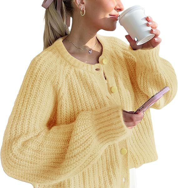 Damen Oversize Mohair-Effekt Strickjacke mit Rippenstruktur und Rundhalsausschnitt – Veloura