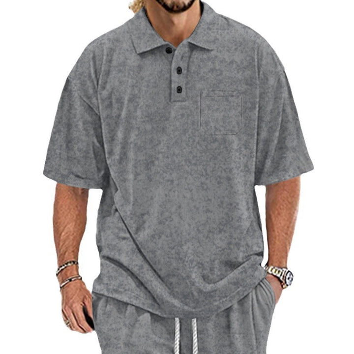 Herren Poloshirt mit strukturiertem Design und praktischen Knöpfen Echoarchiv