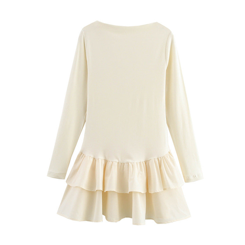 Damen Figurbetontes Minikleid mit Stufenvolants und U‑Boot‑Ausschnitt Echo Archiv