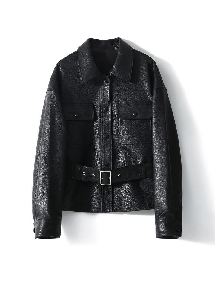Damen Kurzjacke aus strukturiertem Leder mit Taillengürtel und Druckknöpfen Echoarchiv
