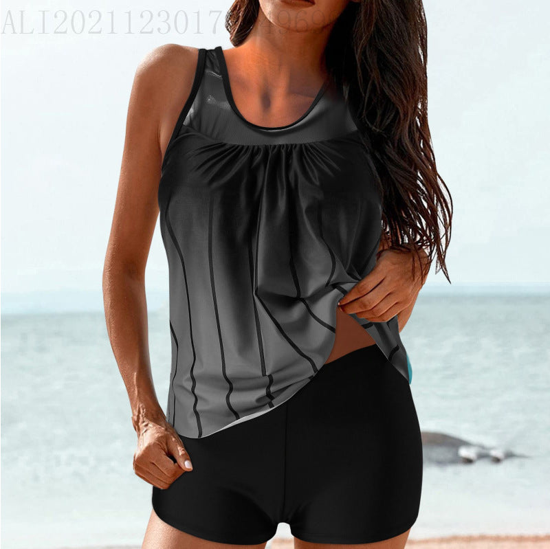 Damen Sportliches Strandoutfit mit modischer Raffung Echo Archiv