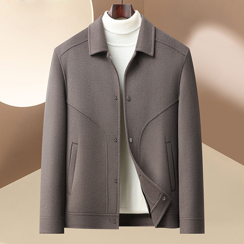 Herren modische Übergangsjacke mit innovativem Schnitt Echoarchiv
