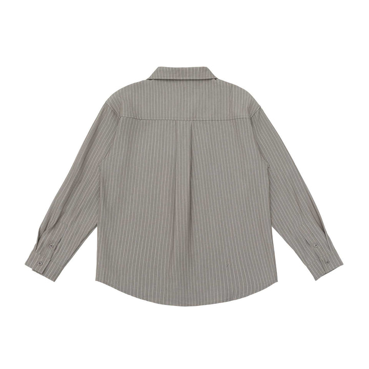 Unisex Gestreifte Hemdjacke mit Reverskragen und Pattentasche Echoarchiv