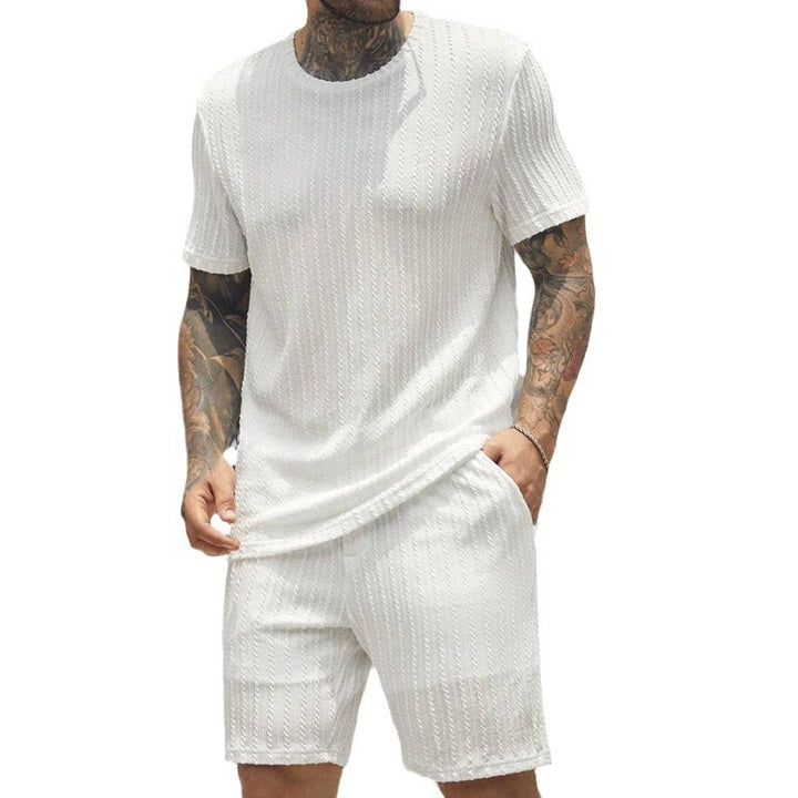 Herren Sommerliches Freizeit-Set mit strukturiertem T-Shirt und Shorts Echoarchiv