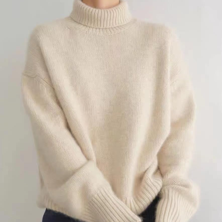 Damen Oversize Feinstrickpullover mit hohem Rollkragen und Seitenschlitzen – Mavelle