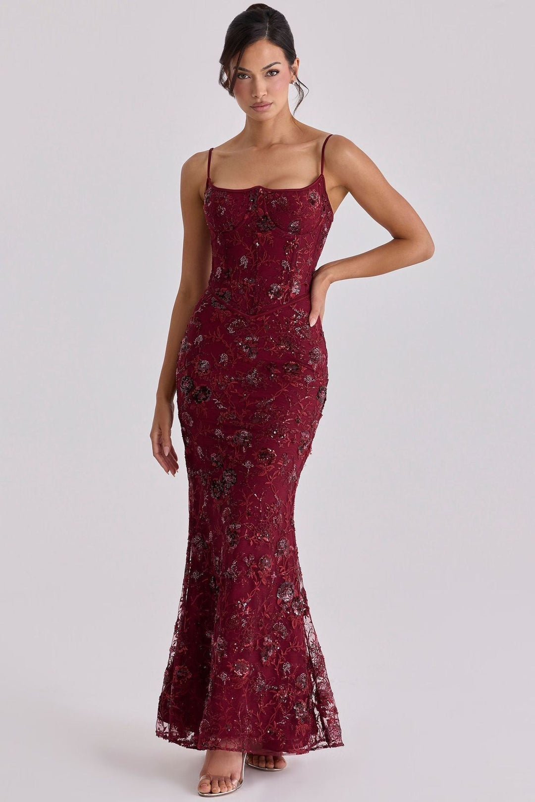 Damen nan elegantes besticktes Abendkleid mit Korsettoberteil und transparentem Spitzenüberzug Echoarchiv