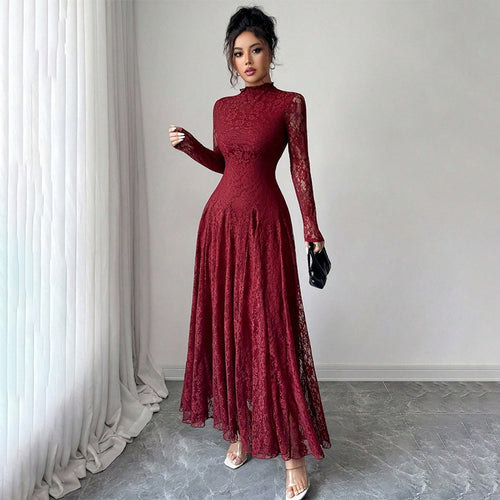 Damen Elegantes Hochzeitskleid mit Spitzenärmeln Echo Archiv