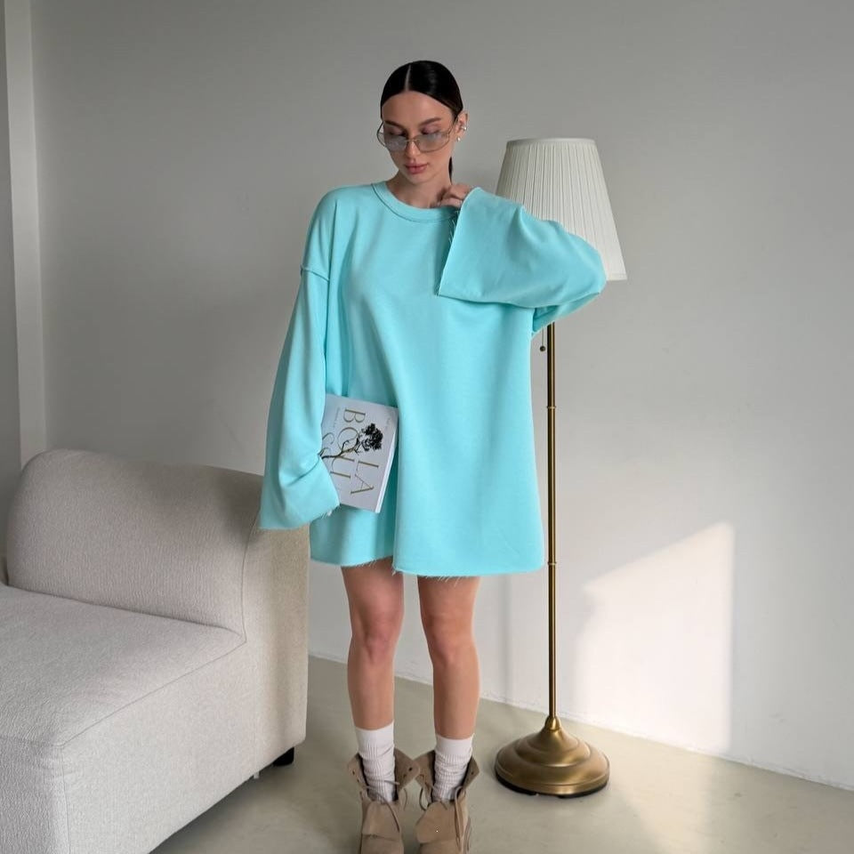 Damen Oversized Sweaterkleid mit weiten Trompetenärmeln – Mavelle