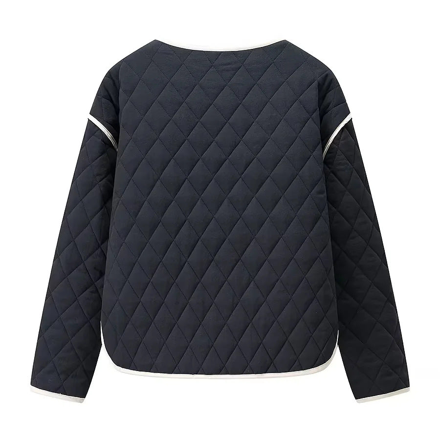 Damen nan gesteppte Übergangsjacke mit Rundhalsausschnitt oversized Eingrifftaschen und kontrastpaspel Echo Archiv