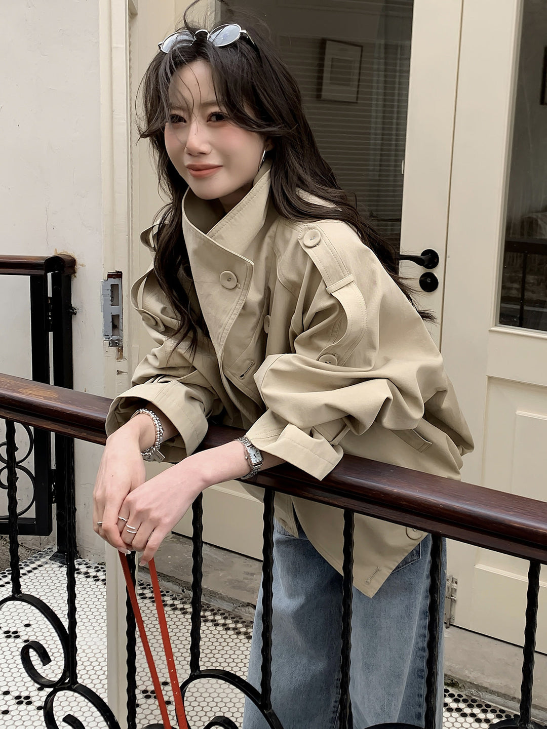 Damen Oversized Trenchcoat Jacke mit weitem Schnitt und Schulterklappen Echoarchiv