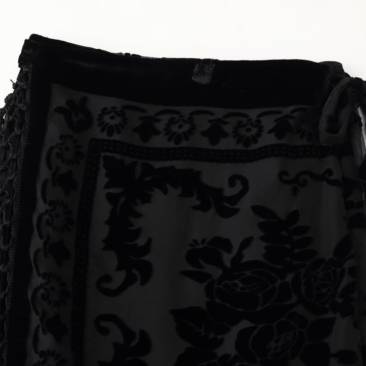 Damen eleganter Samtrock mit fransenverzierten Details und seitlichem Bindegürtel Echo Archiv