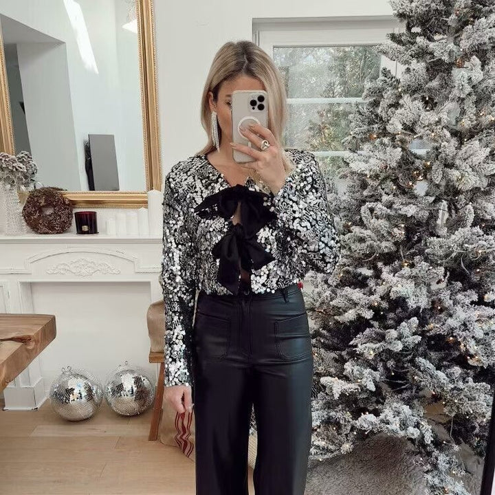 Damen Pailletten-Bolerojacke mit doppelt gebundenen Satin‑Schleifen und kurzer Cropped‑Silhouette – Célinea