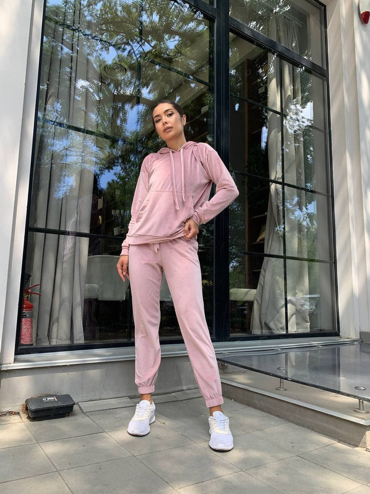 Damen Samt-Loungewear-Set mit kurz geschnittener Kapuzenjacke und Kordelzug-Jogginghose – Auréline