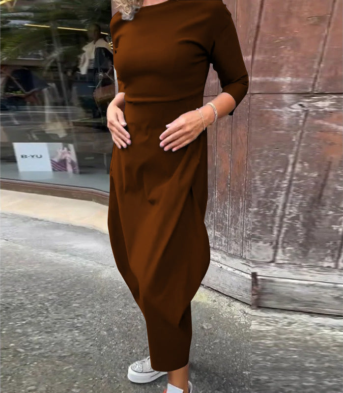 Frauen Einfach Midi Kleid mit Bootsausschnitt, Taillierte Passform und Tulpenrock-Detail Echoarchiv