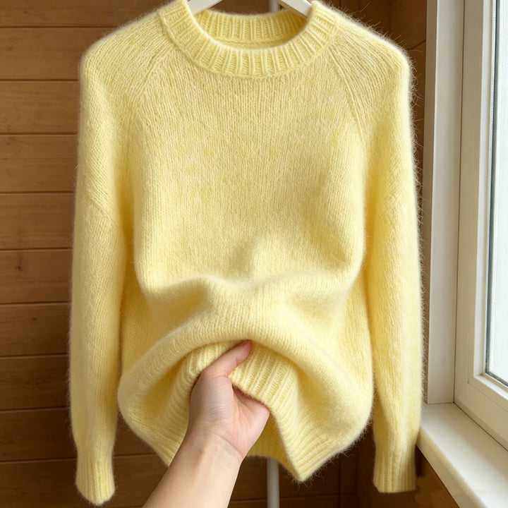 Damen Oversize Mohair‑Mix Rundhalspullover mit Raglanärmeln und geripptem Saum – Mavelle
