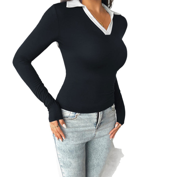 Damen tailliertes Longsleeve mit kontrastpolokragen und tiefem V-Ausschnitt – Avérine