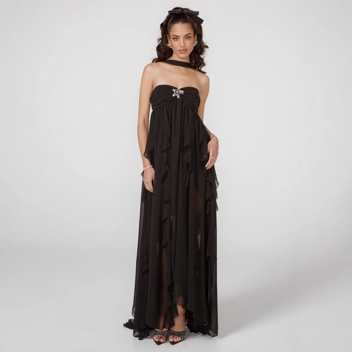 Damen Elegantes Maxi-Kleid mit asymmetrischem Saum und zarten Rüschendetails Echo Archiv