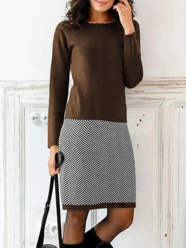 Elegantes Damen Strickkleid mit Chevron-Muster für Alltag & Büro | Echoarchiv