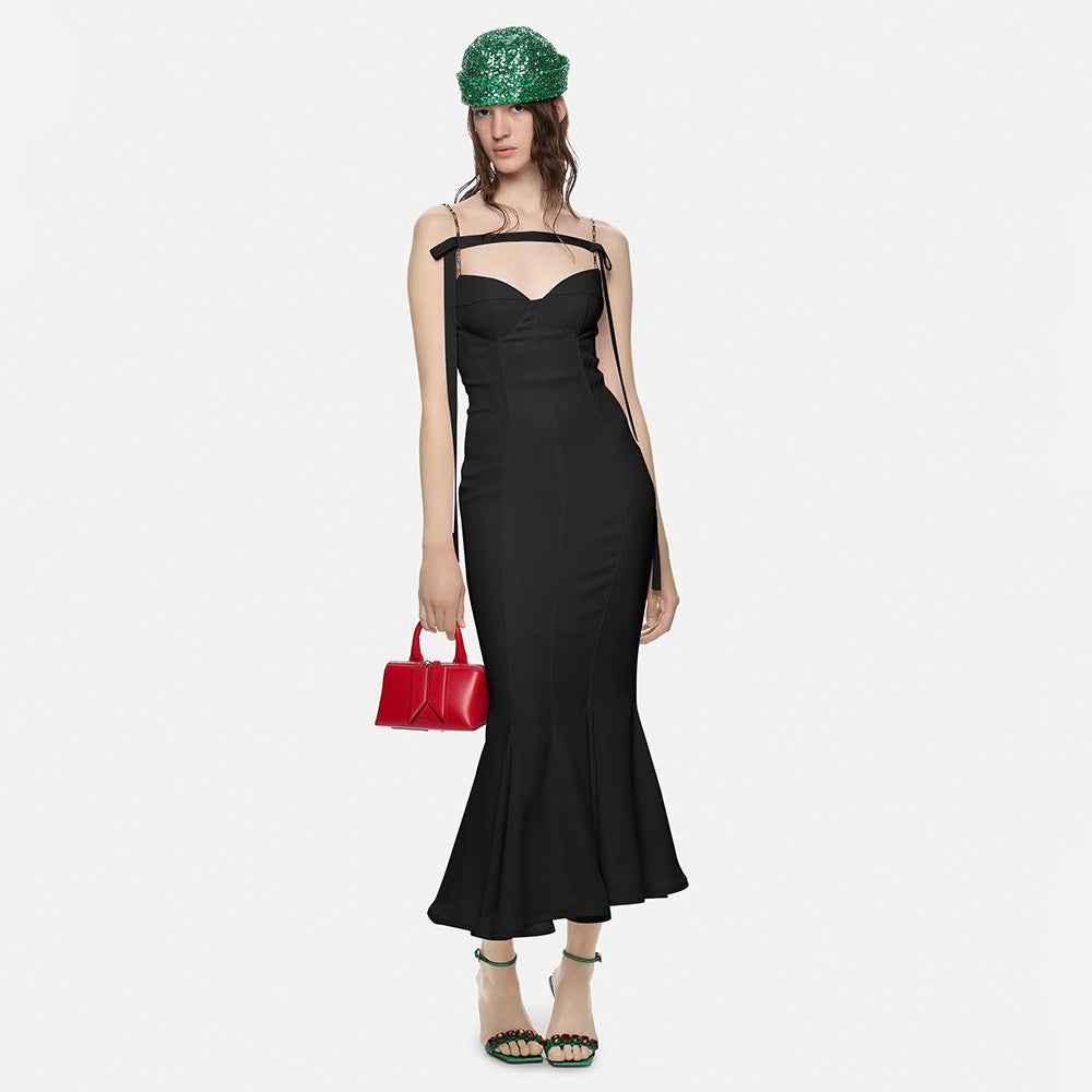 Damen Elegantes Meerjungfrauen-Kleid mit schulterfreier und taillierter Passform Echo Archiv