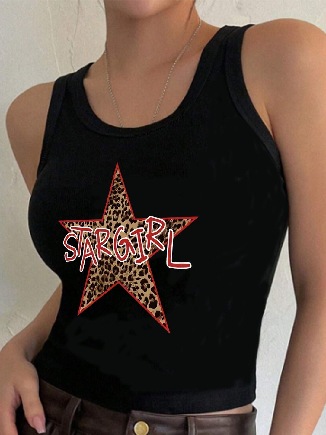 Damen Crop-Top mit modernem Grafikdruck und trendiger Schnalle Echo Archiv