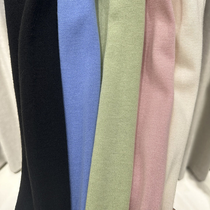 Damen Feiner Rundhals-Feinstrick-Cardigan mit schmaler Silhouette & verlängerten Bündchen Echo Archiv