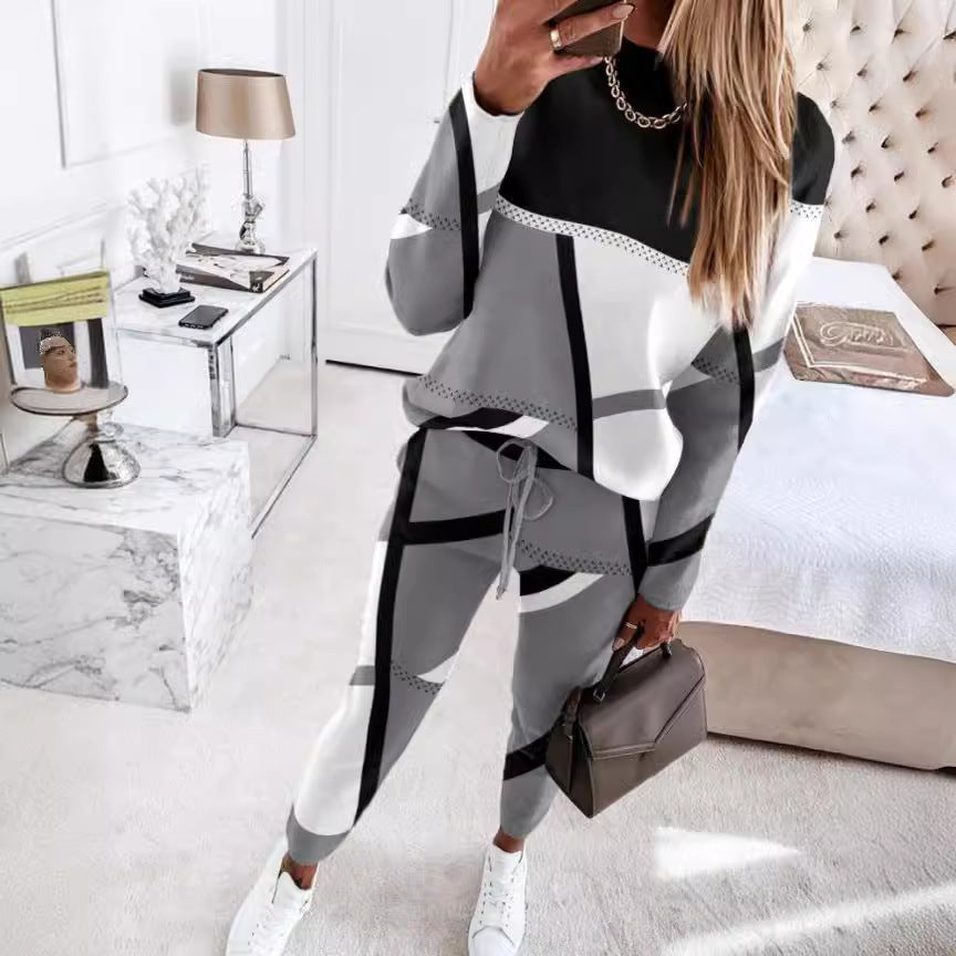 Damen nan gemustertes Freizeit-Set aus Sweatshirt und Jogginghose Echo Archiv