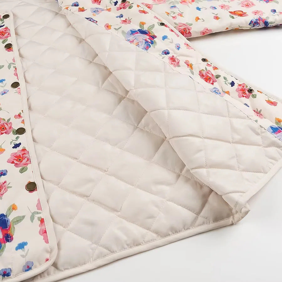 Damen nan leichte gesteppte Shacket mit Rundhals, Druckknopffront und großen Klappentaschen Echo Archiv